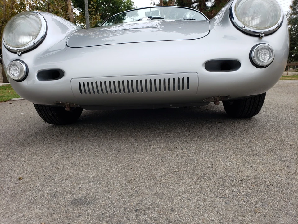 Porsche 550 - Image 15 of 31
