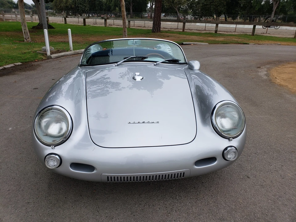 Porsche 550 - Image 7 of 31