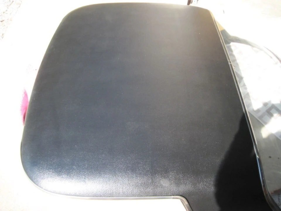 Parts & Memorabilia Bodywork - Image 3 of 21