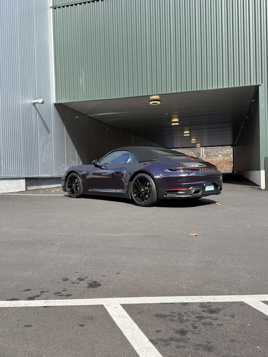 2022 Porsche 992 Carrera 4 - Image 16 of 31