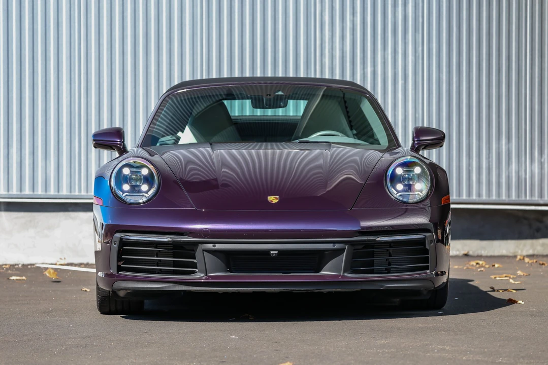 2022 Porsche 992 Carrera 4 - Image 8 of 31
