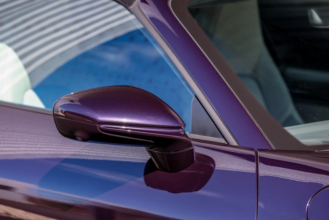 2022 Porsche 992 Carrera 4 - Image 28 of 31