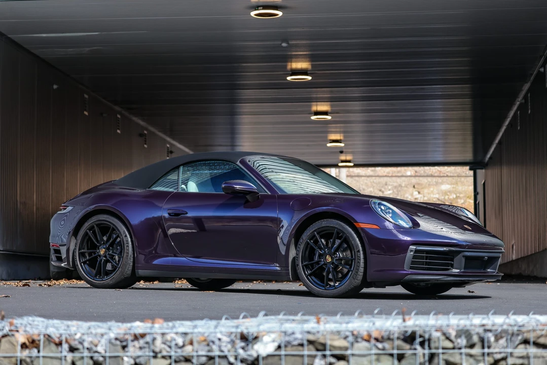2022 Porsche 992 Carrera 4 - Image 9 of 31