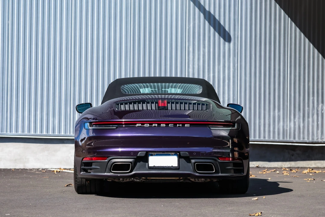 2022 Porsche 992 Carrera 4 - Image 14 of 31
