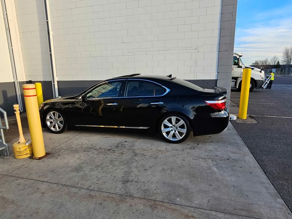 2008 Lexus LS 4th Gen - Image 6 of 10