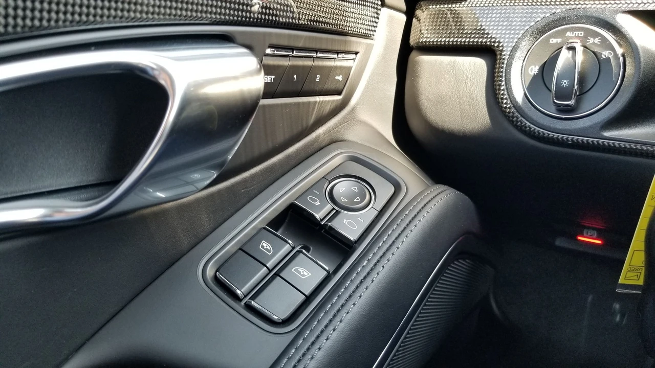 2017 Porsche 991 Carrera 4S - Image 12 of 13