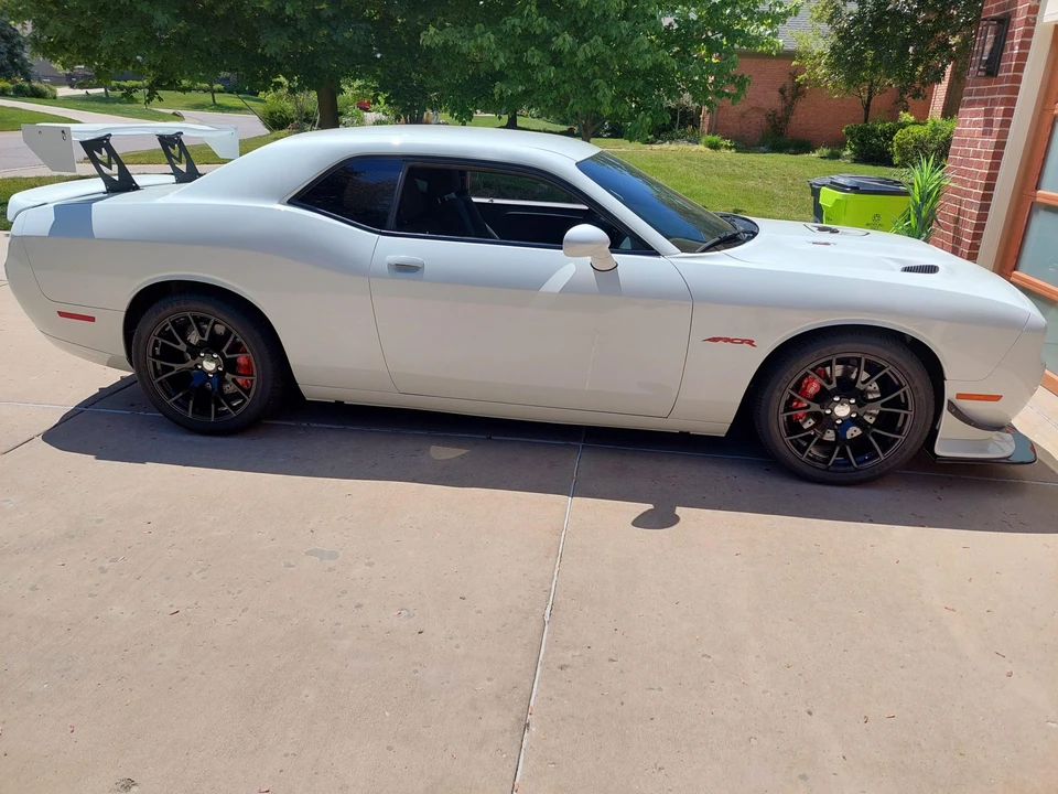 2013 Dodge Challenger 3rd Gen - Image 11 of 31