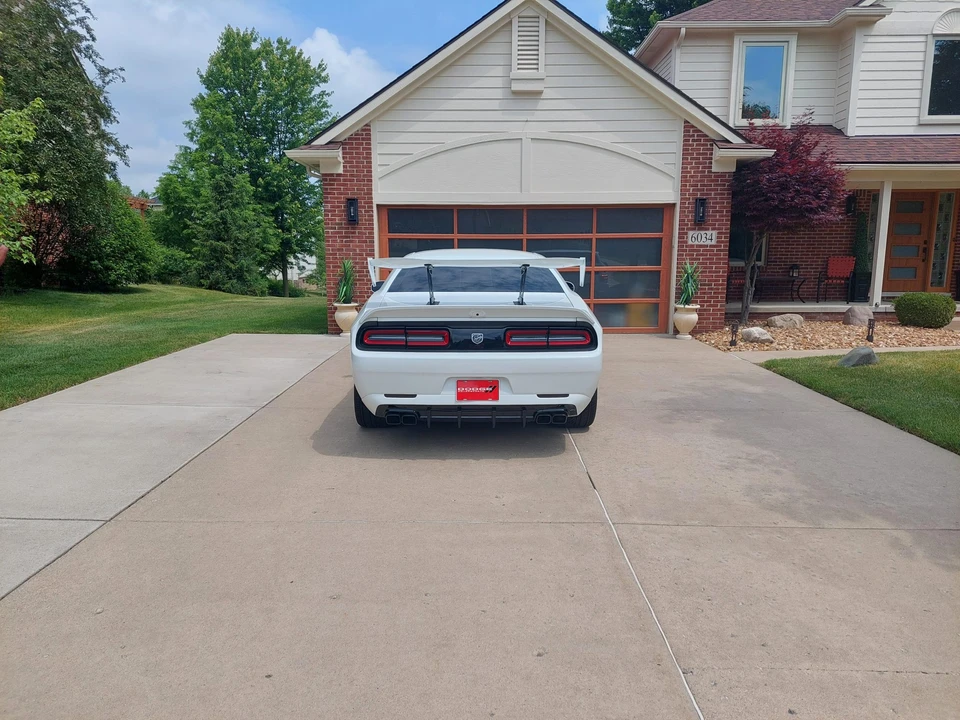 2013 Dodge Challenger 3rd Gen - Image 7 of 31
