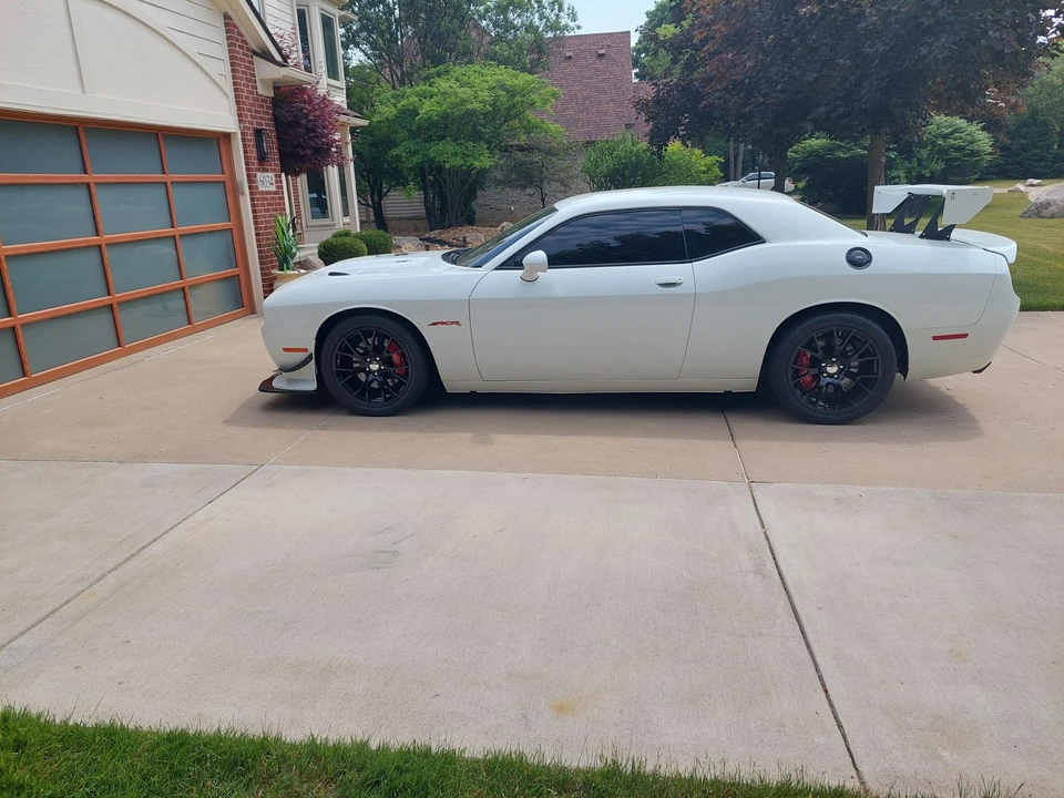 2013 Dodge Challenger 3rd Gen - Image 3 of 31