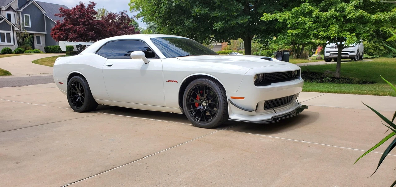 2013 Dodge Challenger 3rd Gen - Image 13 of 31