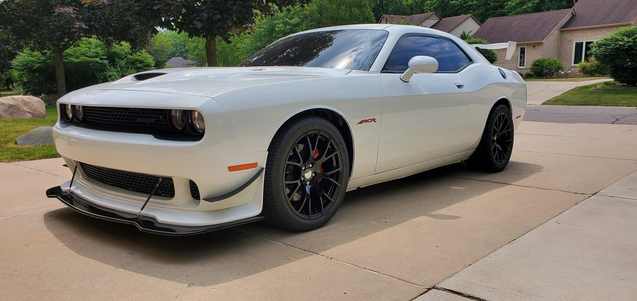 2013 Dodge Challenger 3rd Gen - Image 16 of 31