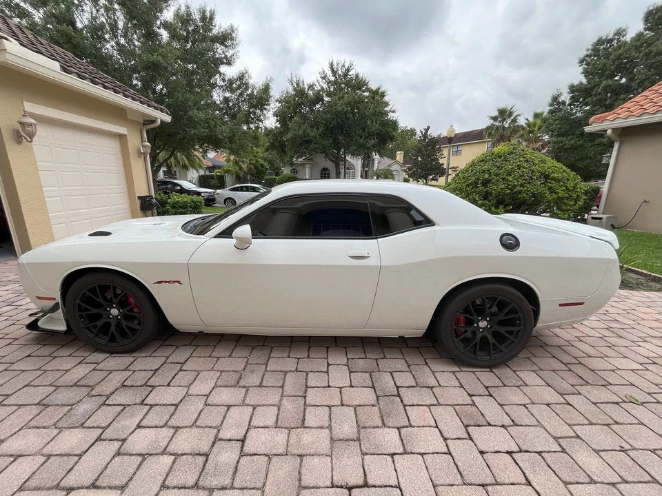 2013 Dodge Challenger 3rd Gen - Image 8 of 31