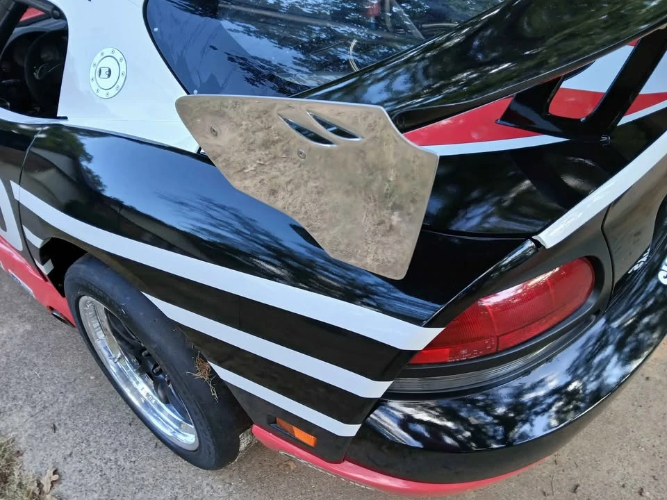 Dodge Viper 4th Gen - Image 3 of 9