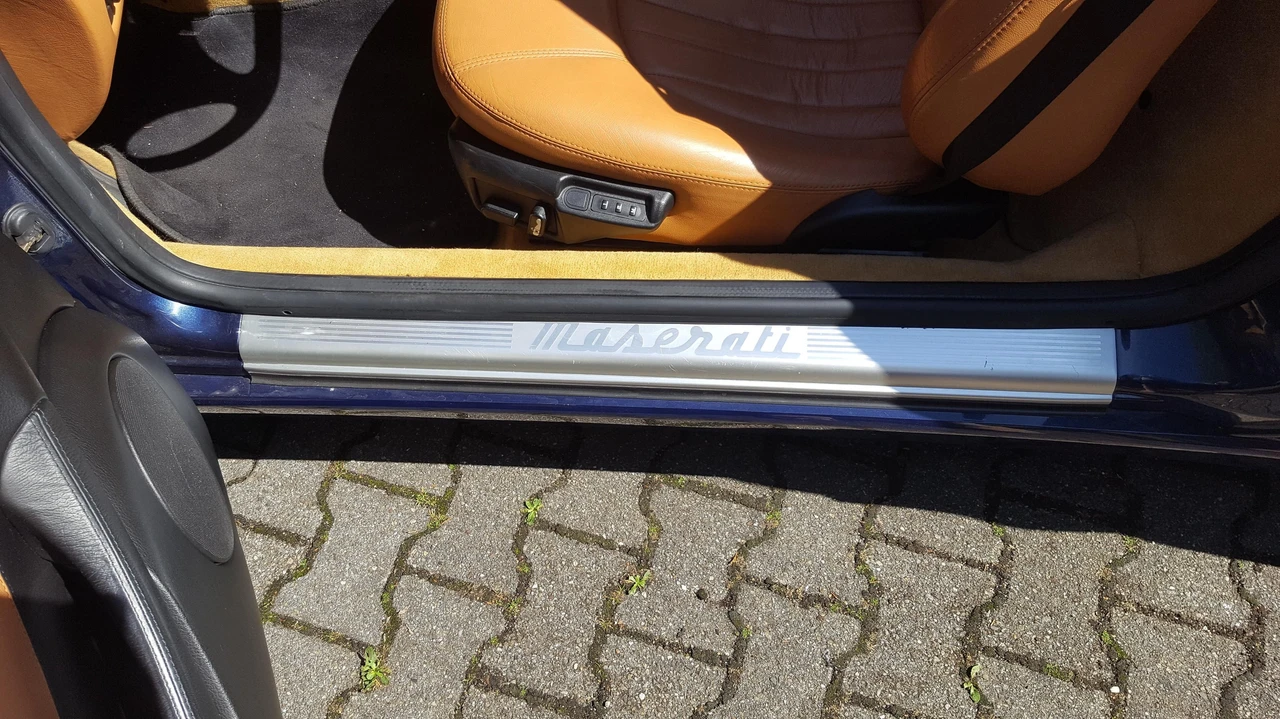 4200 Maserati Spyder - Image 8 of 20