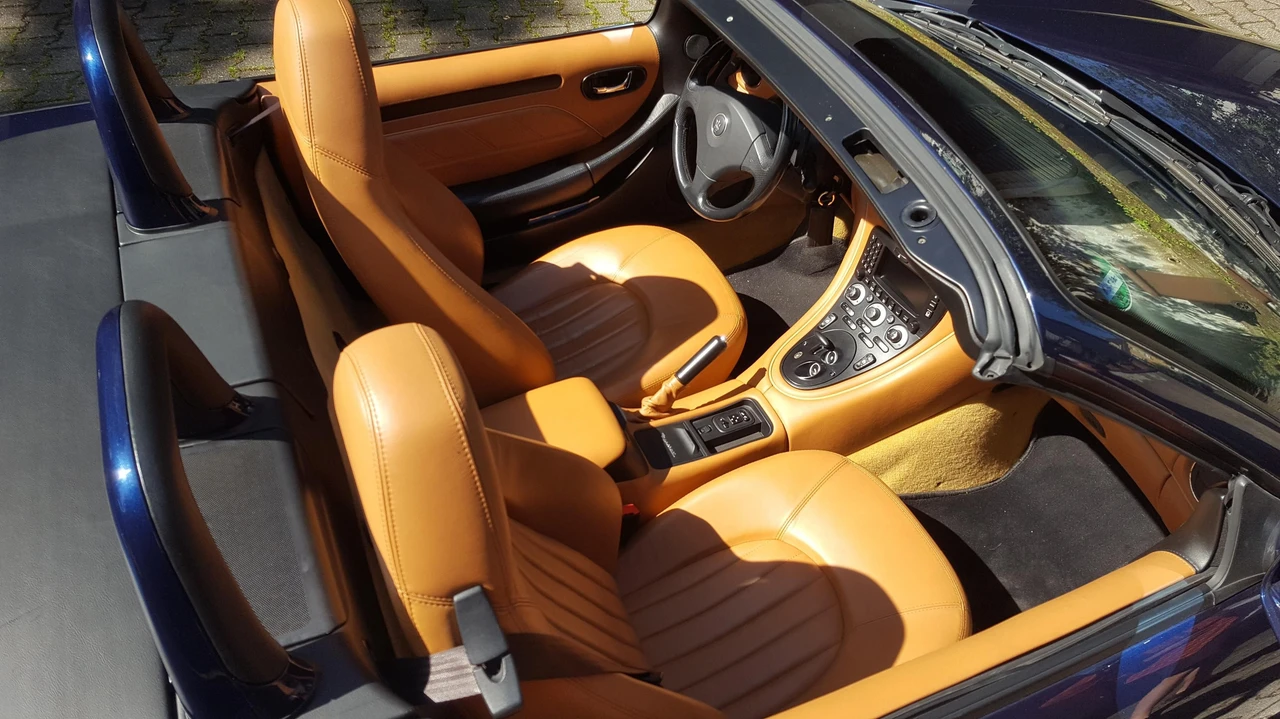 4200 Maserati Spyder - Image 4 of 20