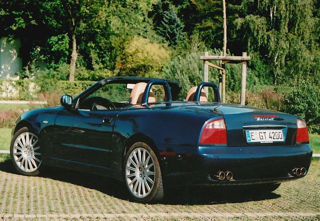 4200 Maserati Spyder - Image 2 of 20
