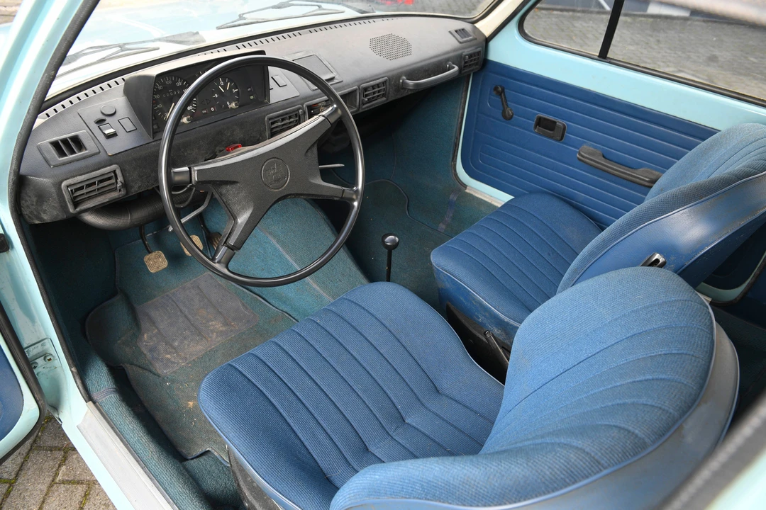 Volkswagen Split-Window Bus - Image 27 of 31
