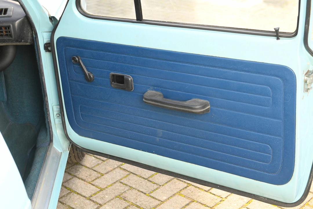 Volkswagen Split-Window Bus - Image 21 of 31