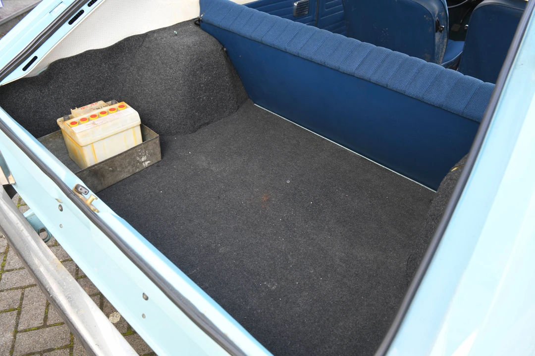 Volkswagen Split-Window Bus - Image 24 of 31