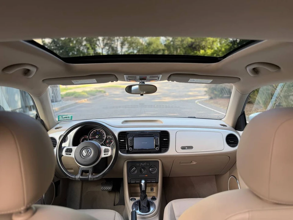 2014 Volkswagen A5 Beetle - Image 13 of 18