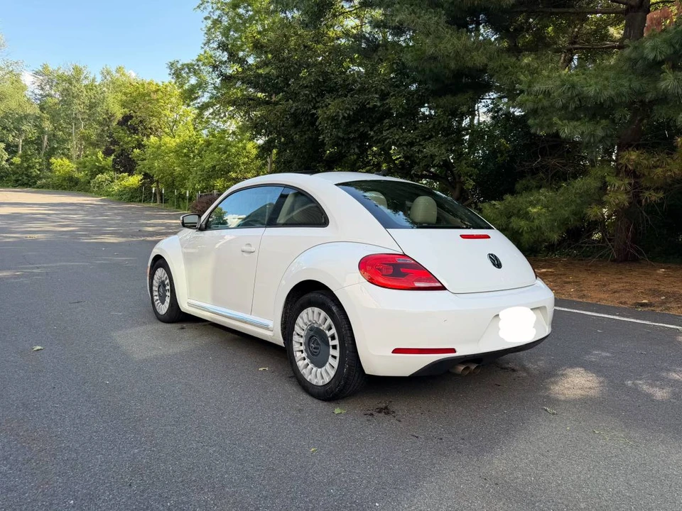 2014 Volkswagen A5 Beetle - Image 7 of 18