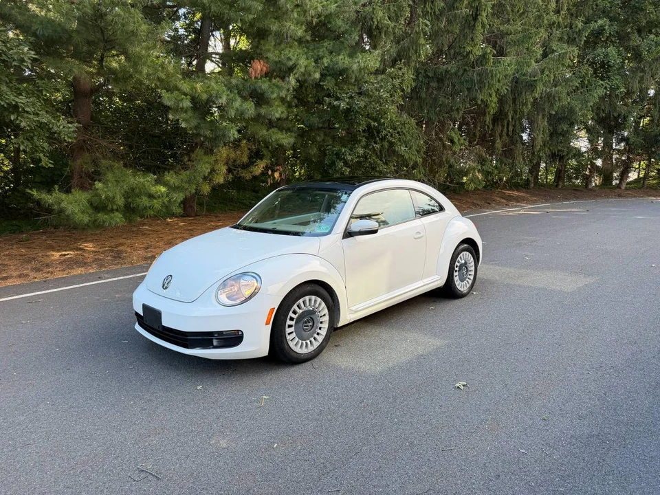 2014 Volkswagen A5 Beetle - Image 3 of 18