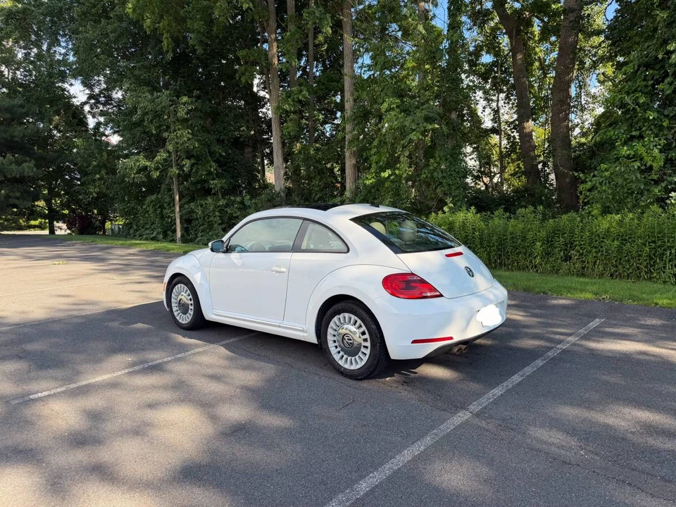 2014 Volkswagen A5 Beetle - Image 17 of 18