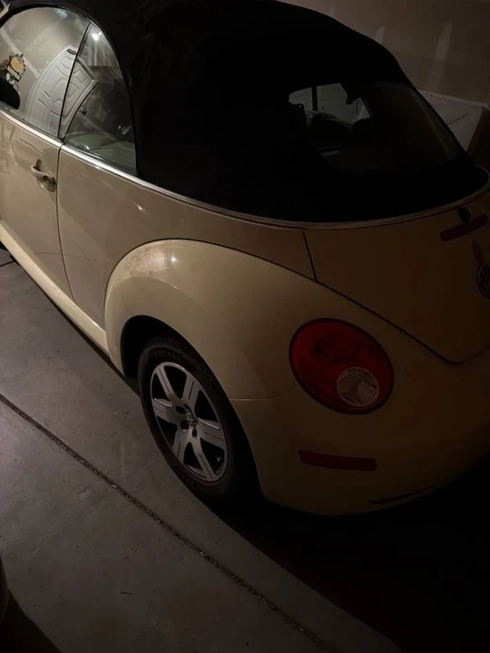 2006 Volkswagen New Beetle - Image 3 of 3