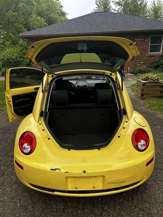 2008 Volkswagen New Beetle - Image 7 of 15