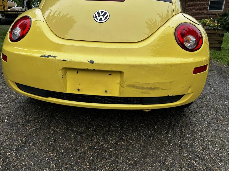 2008 Volkswagen New Beetle - Image 8 of 15
