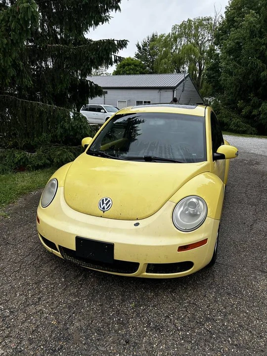 2008 Volkswagen New Beetle - Image 4 of 15