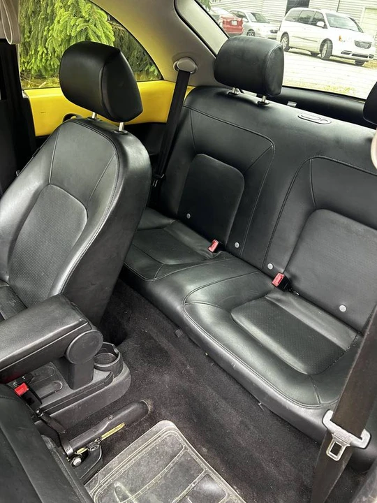 2008 Volkswagen New Beetle - Image 6 of 15