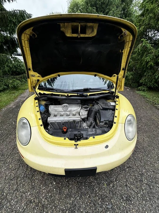 2008 Volkswagen New Beetle - Image 14 of 15