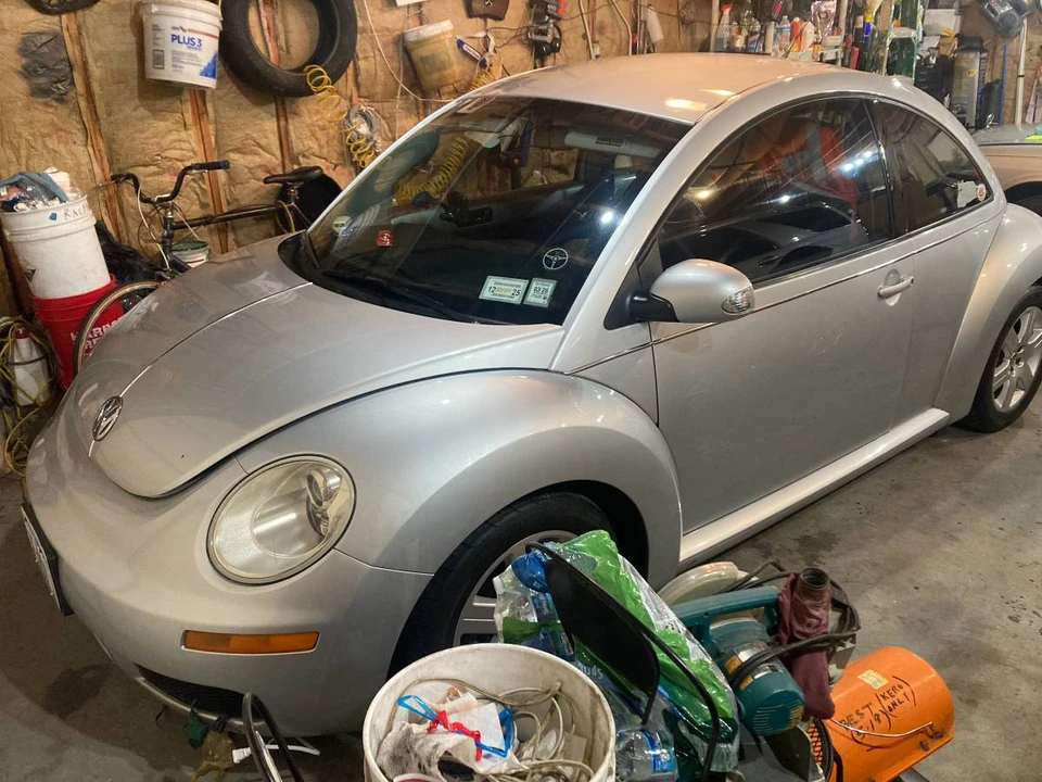 2006 Volkswagen New Beetle - Image 11 of 19