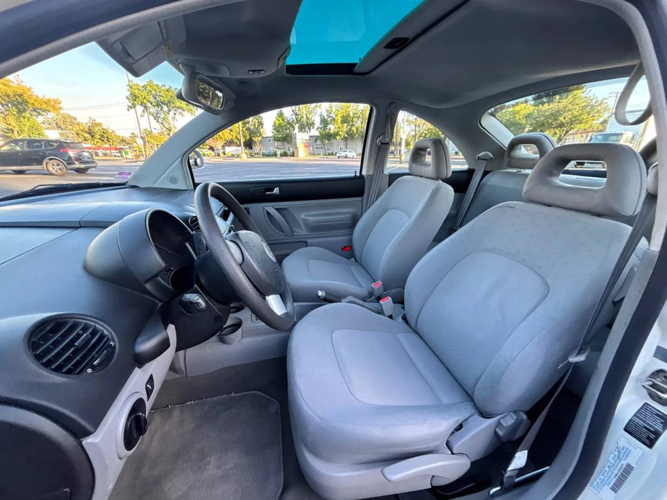 1998 Volkswagen New Beetle - Image 13 of 20