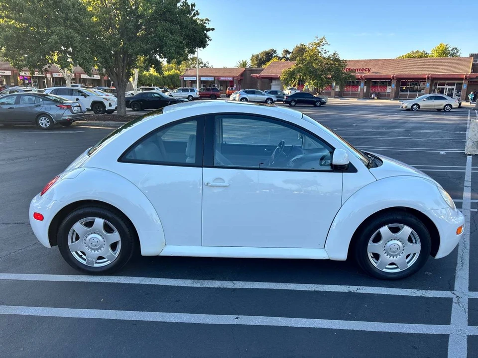 1998 Volkswagen New Beetle - Image 4 of 20