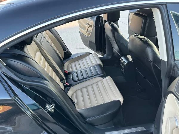 Volkswagen CC - Image 10 of 18