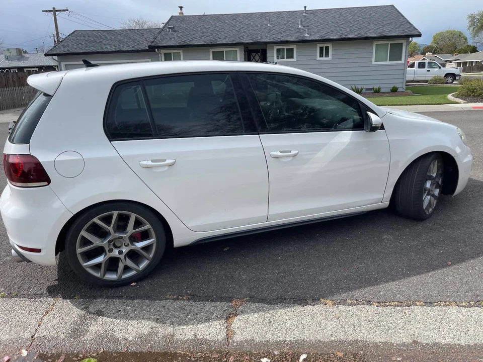 2013 Volkswagen GTI Mk6 - Image 2 of 8