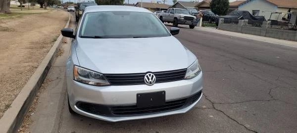 2014 Volkswagen A6 Jetta - Image 2 of 12