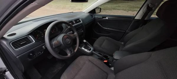 2014 Volkswagen A6 Jetta - Image 9 of 12