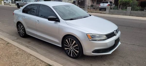 2014 Volkswagen A6 Jetta - Image 6 of 12