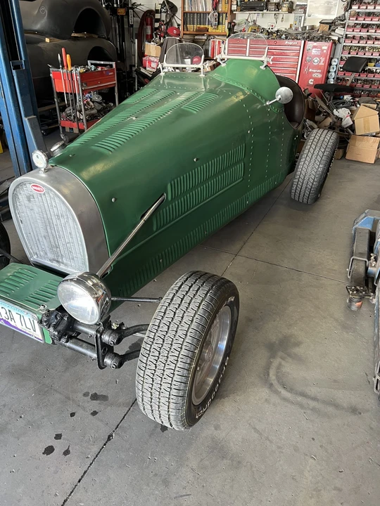 Bugatti - Image 10 of 31
