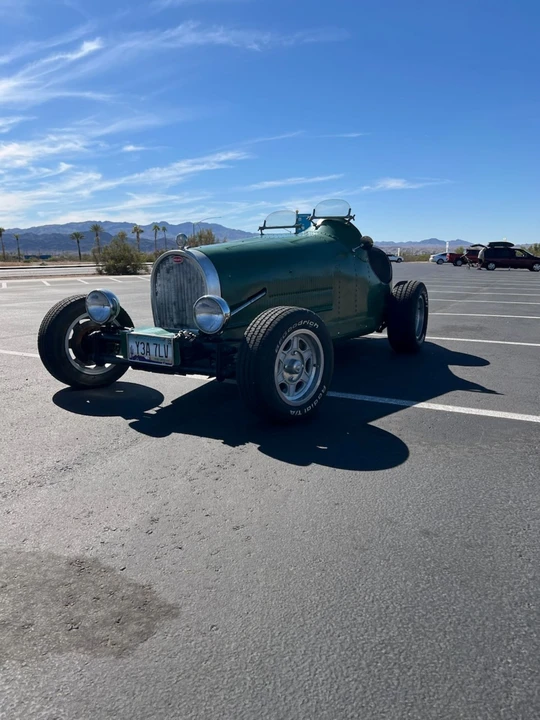 Bugatti - Image 4 of 31