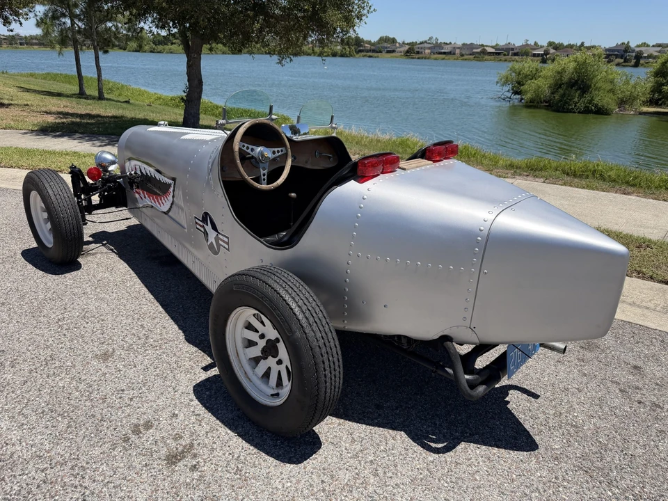Bugatti - Image 13 of 31