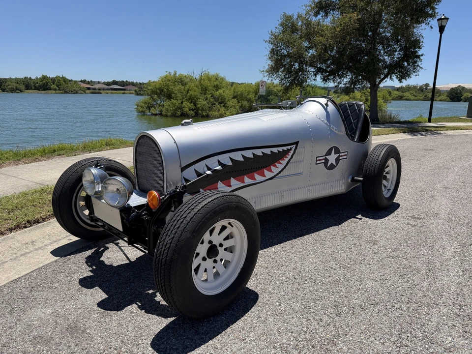 Bugatti - Image 20 of 31