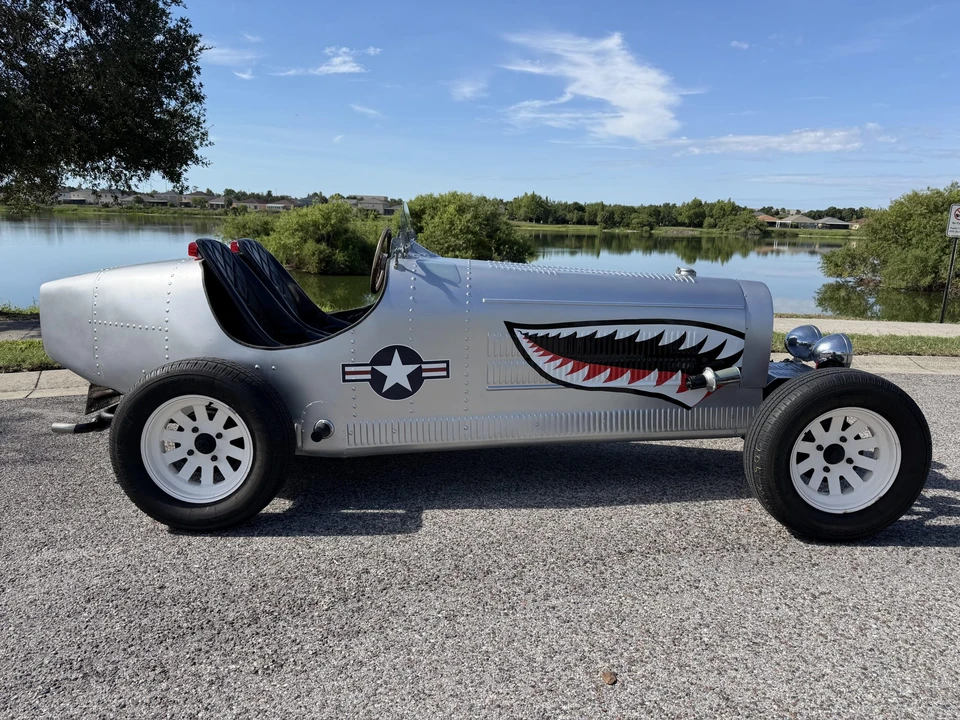 Bugatti - Image 6 of 31