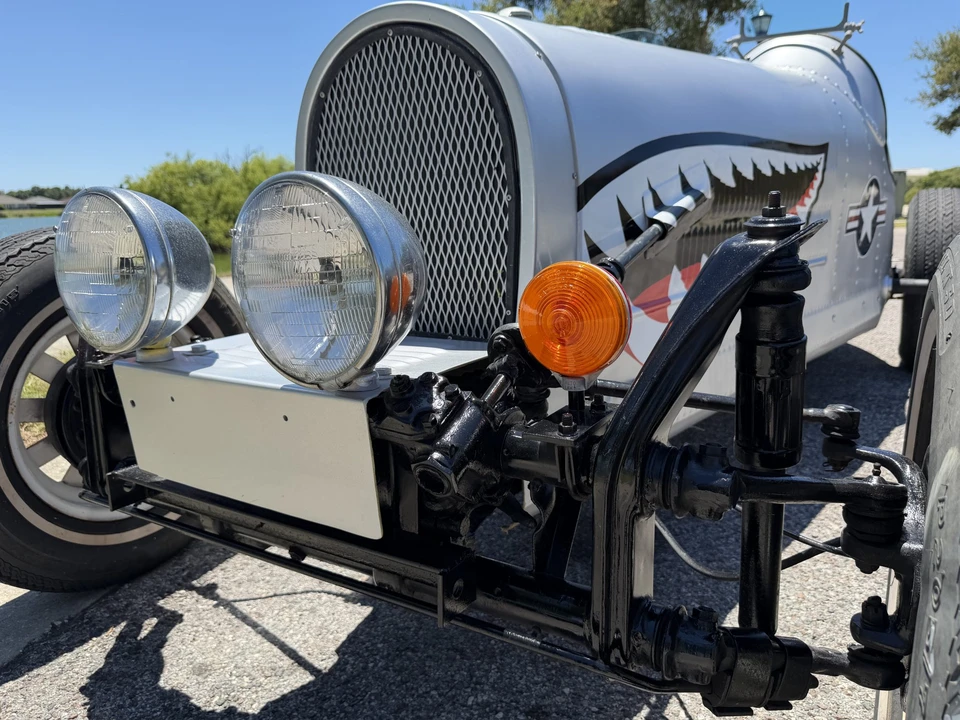 Bugatti - Image 22 of 31