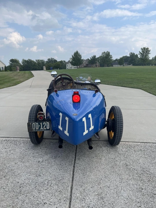 Bugatti - Image 10 of 31