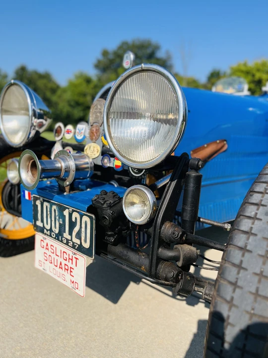 Bugatti - Image 19 of 31