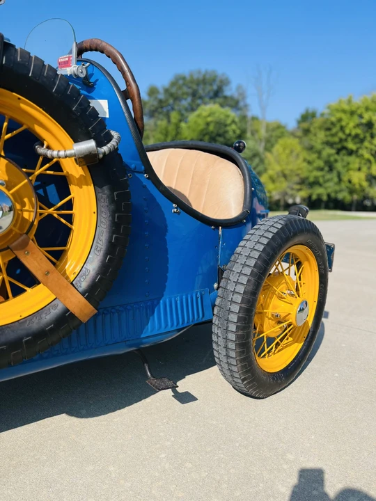 Bugatti - Image 26 of 31